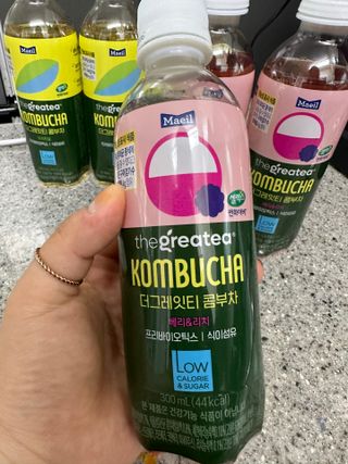 더그레잇티 콤부차 [매일유업] 더그레잇티 44kcal 콤부차 300ml *12개입 (오리지널 6개+베리리치 6개) — 5점을 준 리뷰어가 2023년 8월 올린 사용 사진