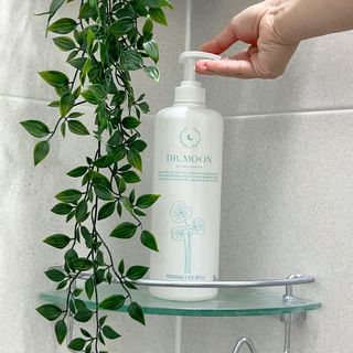 [닥터문] 센텔라 시카케어 화이트머스크 바디워시 1000ml — 5점을 준 리뷰어가 2023년 6월 올린 사용 사진
