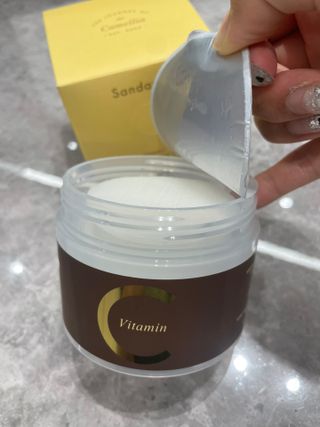 산다화 비타민씨 화이트닝 토너 패드 — 5점을 준 리뷰어가 2023년 9월 올린 사용 사진