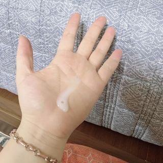 리더스코스메틱 리더스 카밍 바이오틱스 에센스 워터 — 5점을 준 리뷰어가 2021년 4월 올린 사용 사진