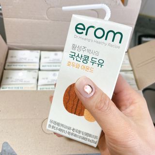 이롬 erom 황성주박사의 국산콩 두유 호두와 아몬드 — 4점을 준 리뷰어가 2020년 12월 올린 사용 사진