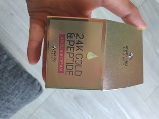 아이앤립 / EYENLIP 아이앤립 24K 골드 N 펩타이드 앰플 크림 — 5점을 준 리뷰어가 2021년 5월 올린 사용 사진