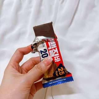 이지프로틴바 3종x각 2ea (고단백질바, 멀티단백질바, 식물성단백질바) — 5점을 준 리뷰어가 2024년 3월 올린 사용 사진