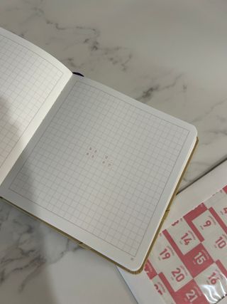 리훈 2023년 하고싶은말다이어리 (세로/정사각 중 택 1, 베이지/블루 중 택 1) — 5점을 준 리뷰어가 2023년 1월 올린 사용 사진