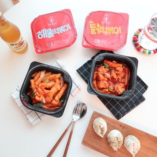 한성기업 무볼레 닭떡볶이+해물떡볶이 2종 세트 — 5점을 준 리뷰어가 2021년 10월 올린 사용 사진