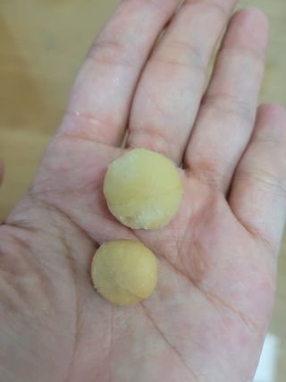 도이퉁 마카다미아 넛 90g  로얄 마카넛 오리지널 쏠트 허니 — 5점을 준 리뷰어가 2021년 9월 올린 사용 사진