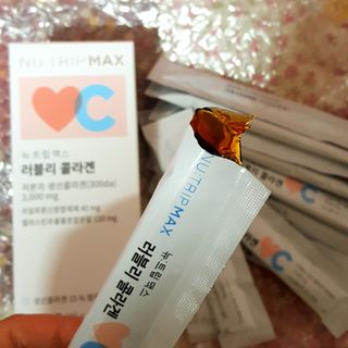 뉴트립맥스(NUTRIPMAX) 뉴트립맥스 러블리 콜라겐 — 5점을 준 리뷰어가 2021년 12월 올린 사용 사진