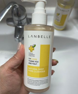 랑벨 내츄럴 딥 포어 클렌저 210ml (저자극 약산성 천연 클렌징 젤) — 5점을 준 리뷰어가 2022년 3월 올린 사용 사진