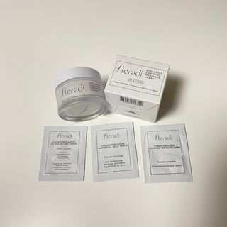 플레라디 에델바이스 인리치드 머랭 크림 — 3.5점을 준 리뷰어가 2021년 5월 올린 사용 사진