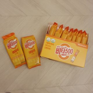 [광동제약] 비타500데일리스틱70포&굿즈3종 — 5점을 준 리뷰어가 2021년 10월 올린 사용 사진