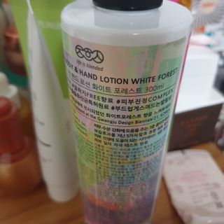조향사 바디로션 + 바디워시 화이트포레스트 — 5점을 준 리뷰어가 2022년 5월 올린 사용 사진