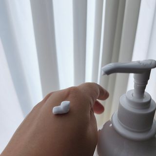 [닥터문] 프리미엄 알로에베라 선크림 500ml — 5점을 준 리뷰어가 2022년 7월 올린 사용 사진