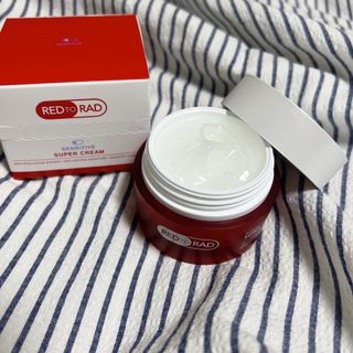 레드투래드 센서티브 슈퍼 크림 50ml — 4.5점을 준 리뷰어가 2021년 11월 올린 사용 사진