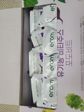 [이롬] 유기농 비타주스 포도비트 110mL x 24입 — 4점을 준 리뷰어가 2022년 7월 올린 사용 사진