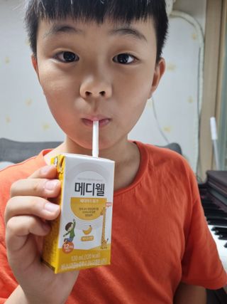메디웰 페디아드링크 미니 바나나맛 — 5점을 준 리뷰어가 2022년 8월 올린 사용 사진