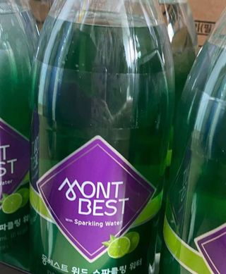 몽베스트 Montbest with Sparkling water Lime20병 — 5점을 준 리뷰어가 2022년 11월 올린 사용 사진