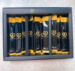 짜먹는 이지견과 짜먹는 이지아몬드, 짜먹는 이지허니피넛, 짜먹는 이지캐슈넛 각 10g X  10포 — 4점을 준 리뷰어가 2021년 3월 올린 사용 사진