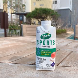 셀렉스스포츠 셀렉스 스포츠 웨이 프로틴 복숭아_ 330ml x 12팩 — 5점을 준 리뷰어가 2021년 3월 올린 사용 사진