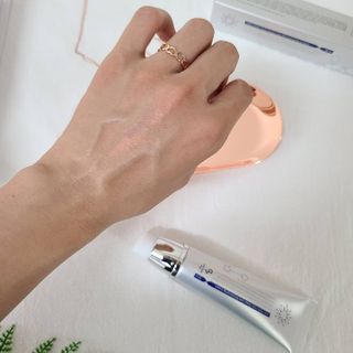 닥터스피지에이 닥터스 피지에이 딥 케어 모이스처라이징 크림 — 5점을 준 리뷰어가 2021년 6월 올린 사용 사진