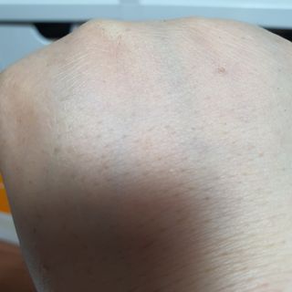 체르엠 스템앤셀 비타민 브라이트닝 에센스 30ml 1개 — 5점을 준 리뷰어가 2021년 7월 올린 사용 사진