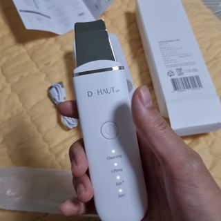 디하우트 랩 4 in 1 갈바닉 아쿠아 워터 필링기 스킨스크러버 — 5점을 준 리뷰어가 2021년 11월 올린 사용 사진
