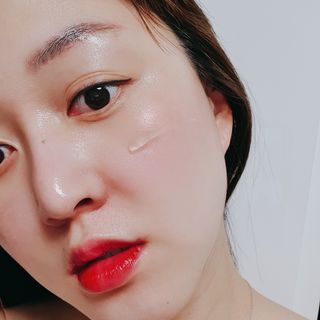 김정문알로에 큐어 큐어 맥시 알로에베라 겔 크림 — 5점을 준 리뷰어가 2021년 3월 올린 사용 사진