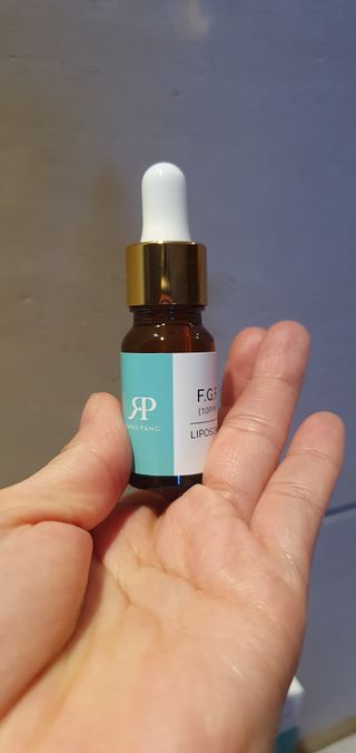 랑팡 EGF+FGF 10ppm 리포좀 앰플 원액 10ml — 5점을 준 리뷰어가 2021년 12월 올린 사용 사진