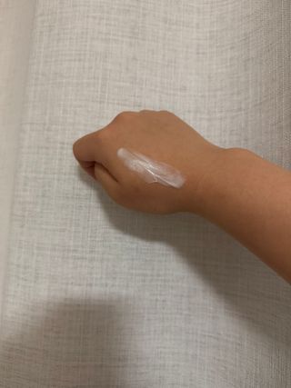 나우 [리브엠]피부 속부터 겹겹이, 촘촘하게! 워터핏8중 수분착붙 크림 — 5점을 준 리뷰어가 2025년 5월 올린 사용 사진