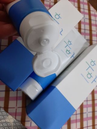 [심폐소생소] 무불소 임산부 천연 치약 — 5점을 준 리뷰어가 2021년 11월 올린 사용 사진