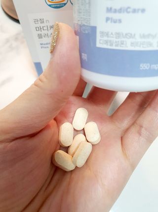 프리마인 평생 써야하는 관절의 건강을 위한 완벽설계 솔루션 관절n마디케어 플러스 120정 — 5점을 준 리뷰어가 2021년 10월 올린 사용 사진