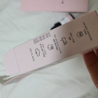 라라로즈데이 시즌2 천연 아로마오일 Y존 케어 속옷향수 이너퍼퓸 5ml  여성의 자존감을 UP시키자 — 5점을 준 리뷰어가 2021년 10월 올린 사용 사진