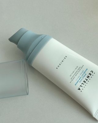 MF[스킨1004] 마다가스카르 센텔라 히알루-시카 워터핏 선세럼 50ml — 4점을 준 리뷰어가 2024년 5월 올린 사용 사진