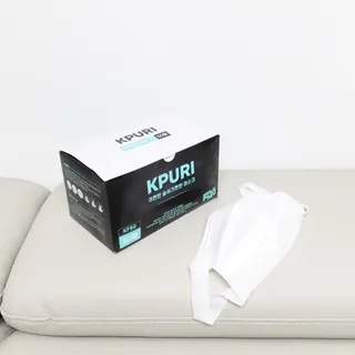 케이퓨리 KF80 덴탈 귀편한 숨쉬기편한 마스크 50매 — 5점을 준 리뷰어가 2022년 10월 올린 사용 사진