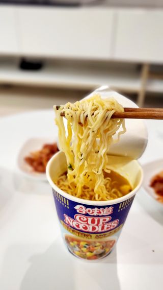 NISSIN 닛신 컵누들  4종 - 씨푸드오리지날, 씨푸드 스파이시, 씨푸드 커리, 씨푸드 XO소스 — 5점을 준 리뷰어가 2023년 1월 올린 사용 사진