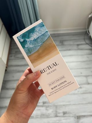 레츄얼 더 센트 바디로션 시크릿 파라다이스(500ml) — 5점을 준 리뷰어가 2022년 6월 올린 사용 사진
