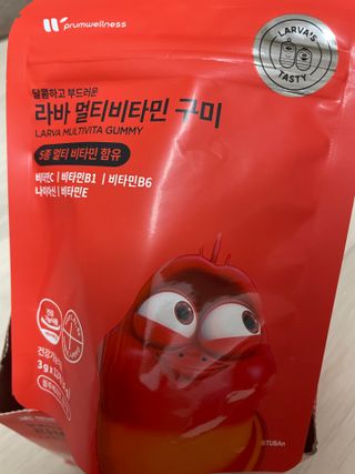 [푸름웰니스] 라바 멀티비타민 구미 36g — 4점을 준 리뷰어가 2022년 2월 올린 사용 사진