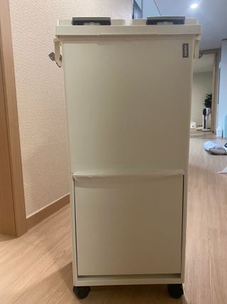 창신리빙 [프랑코 원터치 스탠드 분리수거함 50L 화이트] 똑똑한 정리 수납 — 5점을 준 리뷰어가 2021년 7월 올린 사용 사진