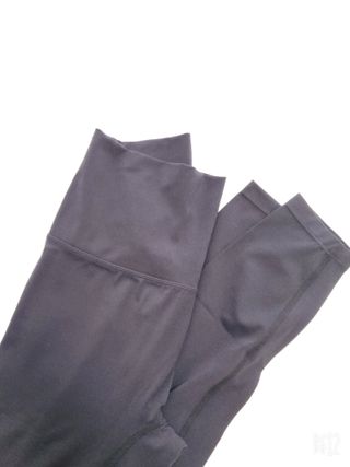 [딕시] 힙 플랙션 레깅스 HIP FLEXION Leggings — 4.5점을 준 리뷰어가 2022년 5월 올린 사용 사진