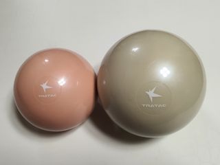 트라택 쿠셔닝 웨이트볼 0.5kg + 1kg SET — 4.5점을 준 리뷰어가 2022년 6월 올린 사용 사진