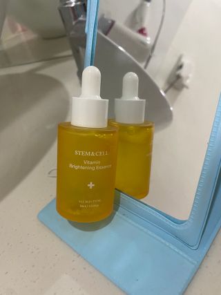 체르엠 스템앤셀 비타민 브라이트닝 에센스 30ml 1개 — 5점을 준 리뷰어가 2021년 12월 올린 사용 사진