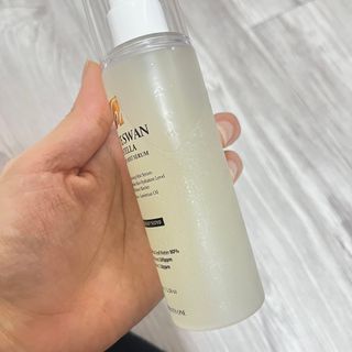오투에니원 화이트스완 센텔라 루미너스 미스트 세럼 100ml — 4점을 준 리뷰어가 2023년 1월 올린 사용 사진