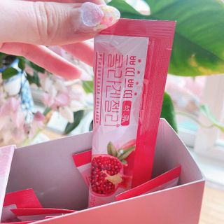 헬스업_쁘띠쁘띠석류콜라겐젤리_20g x 14포 — 5점을 준 리뷰어가 2021년 2월 올린 사용 사진