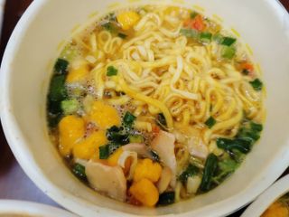 NISSIN 닛신 컵누들  4종 - 씨푸드오리지날, 씨푸드 스파이시, 씨푸드 커리, 씨푸드 XO소스 — 5점을 준 리뷰어가 2021년 12월 올린 사용 사진