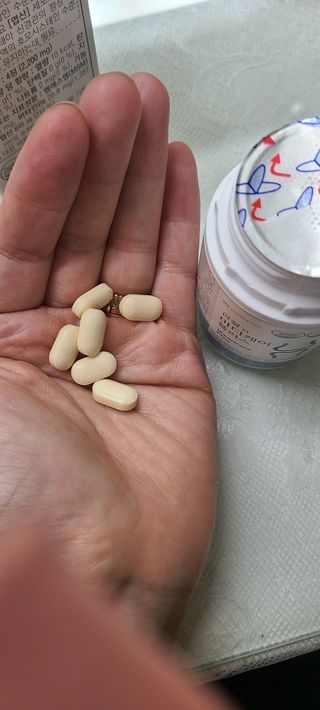 프리마인 평생 써야하는 관절의 건강을 위한 완벽설계 솔루션 관절n마디케어 플러스 120정 — 5점을 준 리뷰어가 2022년 9월 올린 사용 사진