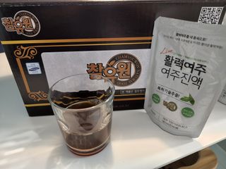 참유원 특허제조 활력 여주진액 여주즙 50포 — 5점을 준 리뷰어가 2022년 3월 올린 사용 사진