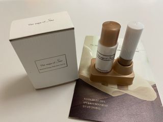 더사가오브수 [사가수] 효혜윤 보태니컬 에너지 에센스인로션 20ml /아이포올 스틱 3g — 5점을 준 리뷰어가 2023년 2월 올린 사용 사진