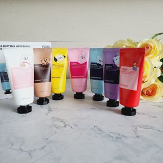 쿤달 BT21 시어버터 앤 마카다미아 퓨어 핸드크림 50ml 7구 기프트 세트 — 5점을 준 리뷰어가 2021년 3월 올린 사용 사진