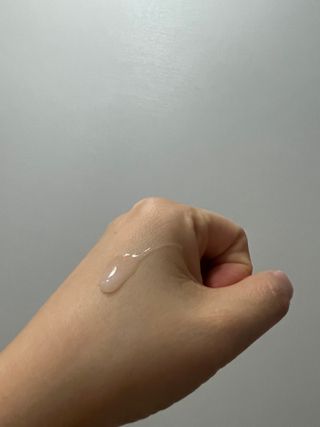나우 [리브엠] 123억개 엑소좀으로 채운 눈부신 광채, 엑소코어 화이트닝 텐션 앰플 — 5점을 준 리뷰어가 2023년 10월 올린 사용 사진