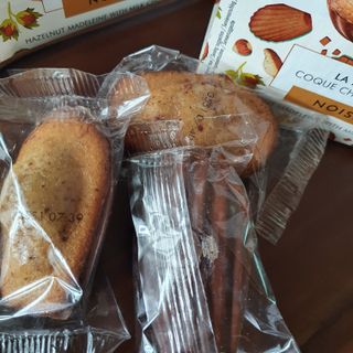 [메종콜리브리] 프랑스 마들렌 메종콜리브리 헤이즐넛 마들렌 2팩 — 4.5점을 준 리뷰어가 2021년 12월 올린 사용 사진
