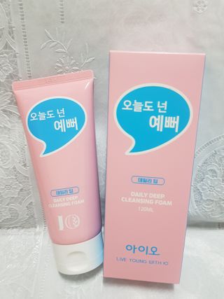 IO 아이오 오늘도 넌 예뻐 - 데일리딥 클렌징폼 — 5점을 준 리뷰어가 2021년 2월 올린 사용 사진